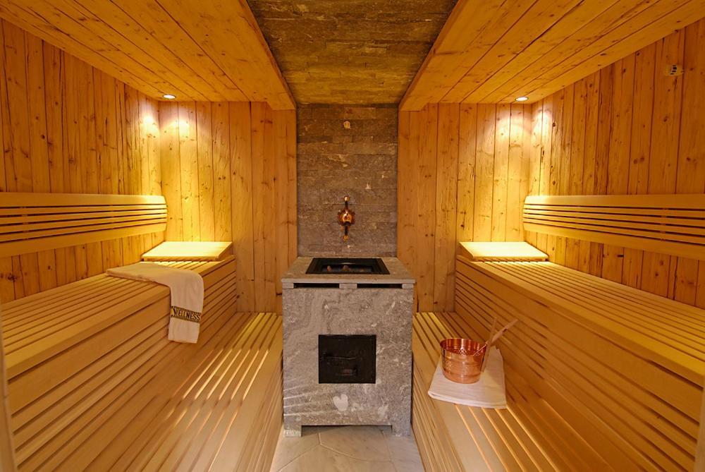 Hotel Talblick Ortisei Esterno foto